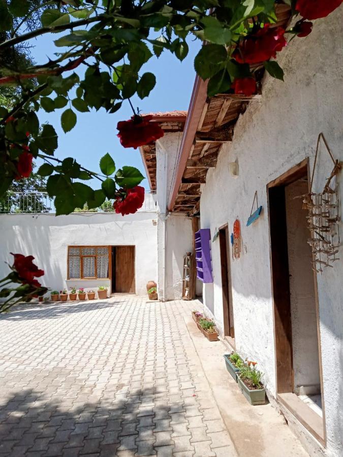 Salda Goelue Koca Kapi Konaklama Yesilova  Exterior photo